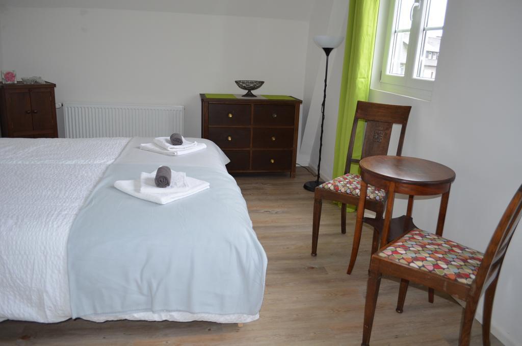 Hotel "Cafe Verkehrt" - Wellcome Motorbiker, Berufsleute Und Reisende Im Schwarzwald Oberhof  Room photo